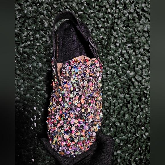 Colorful Beaded "JUNK" or "EVERYTHING" Shoes - Picture 10 of 12